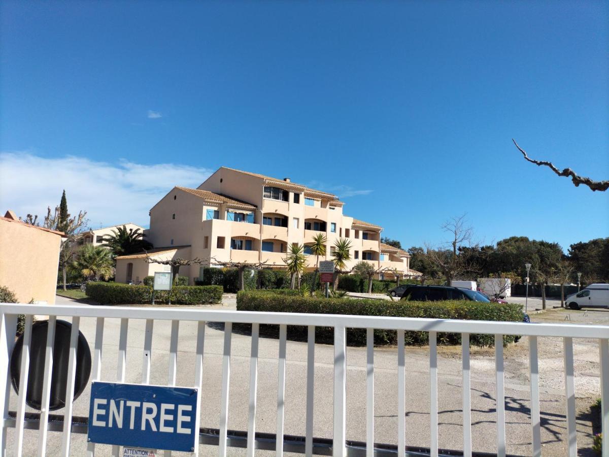 Appartement T2, 4 Personnes, Climatise, Avec Piscine, Village De La Mer 라론드레모레 외부 사진
