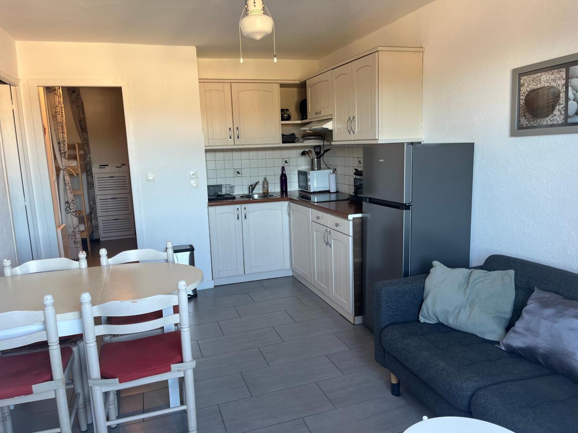 Appartement T2, 4 Personnes, Climatise, Avec Piscine, Village De La Mer 라론드레모레 외부 사진
