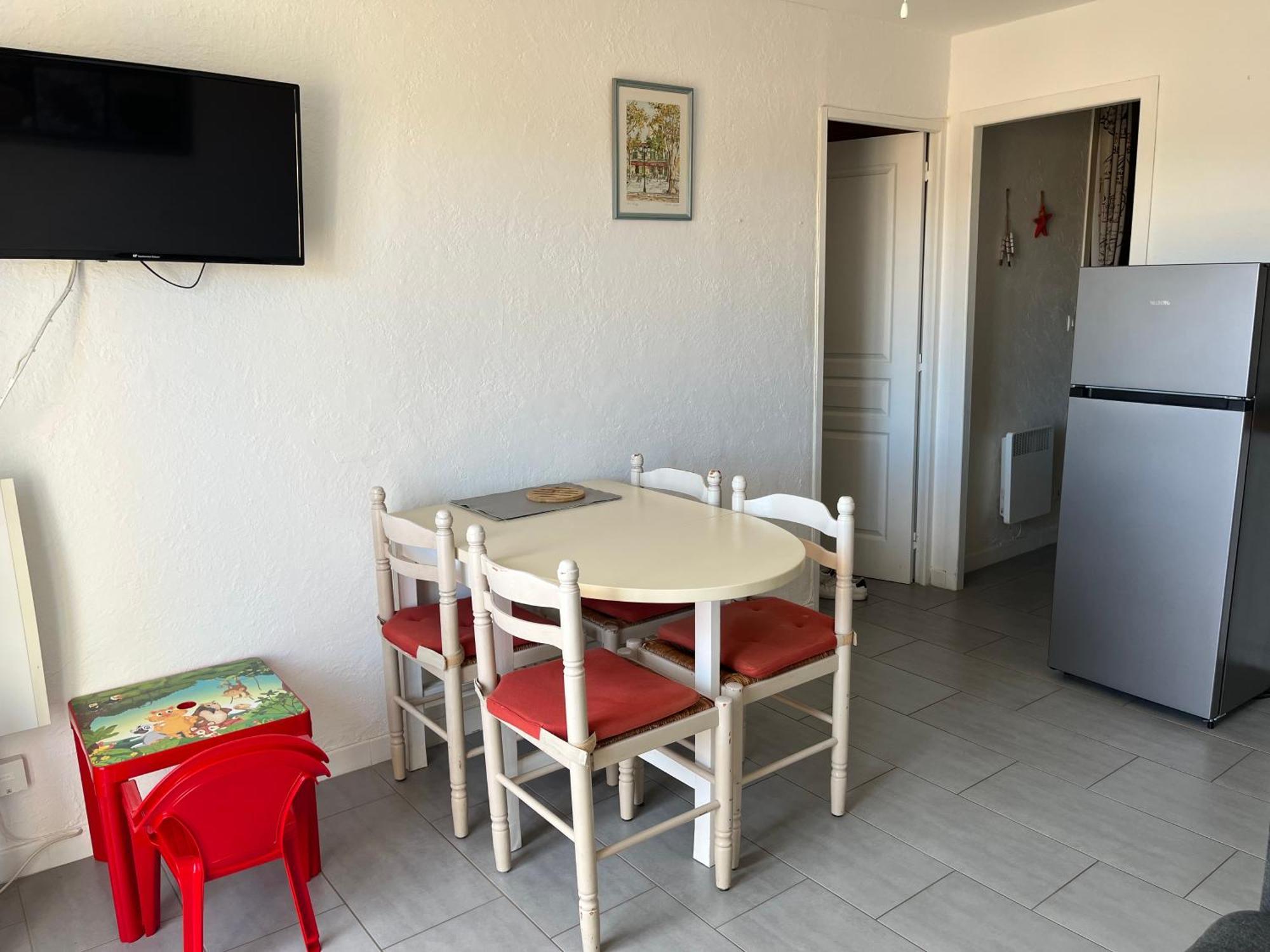 Appartement T2, 4 Personnes, Climatise, Avec Piscine, Village De La Mer 라론드레모레 외부 사진